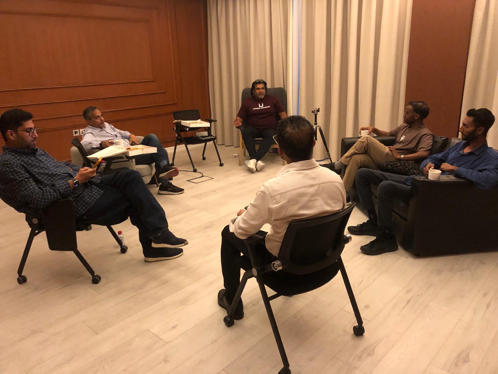 AI Mavericks small-group roundtable conversation